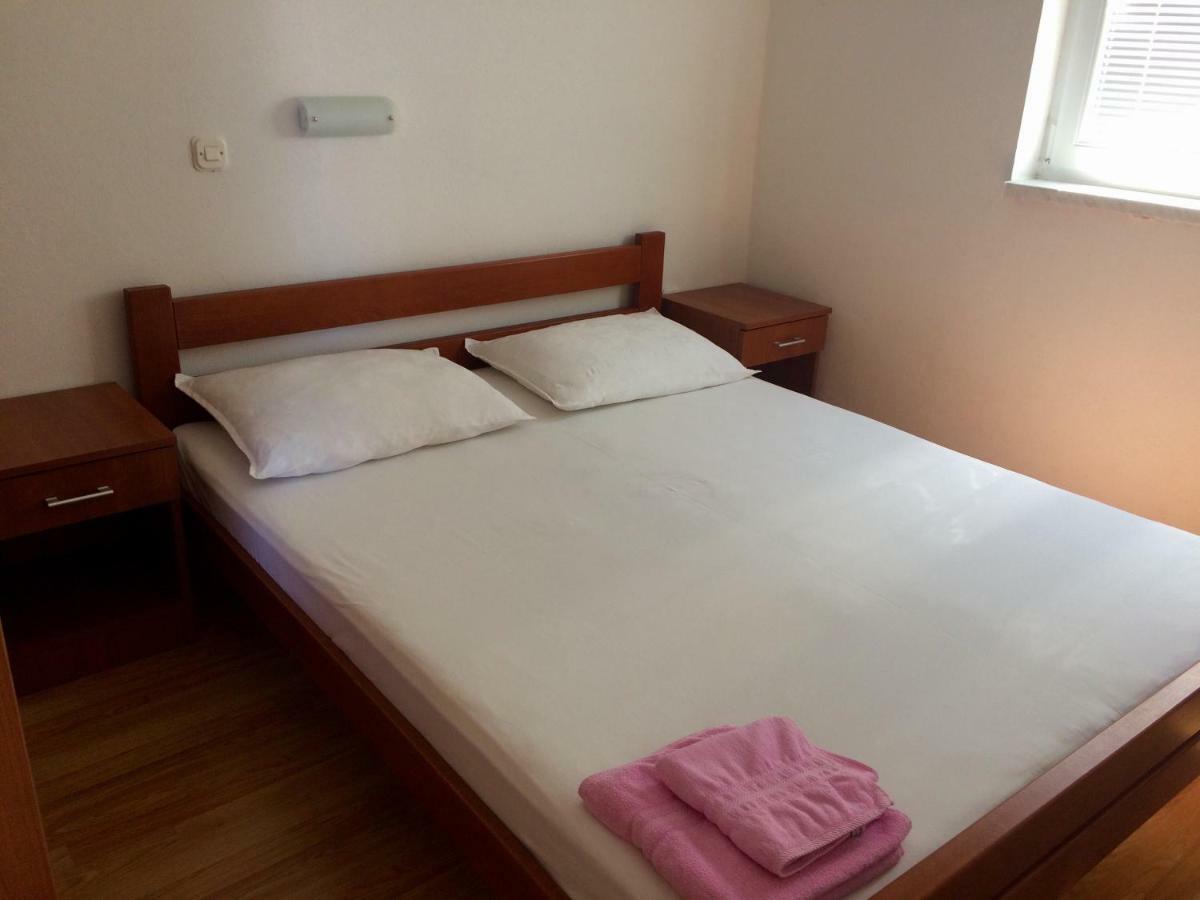 Apartmani Brusel Pag Zewnętrze zdjęcie