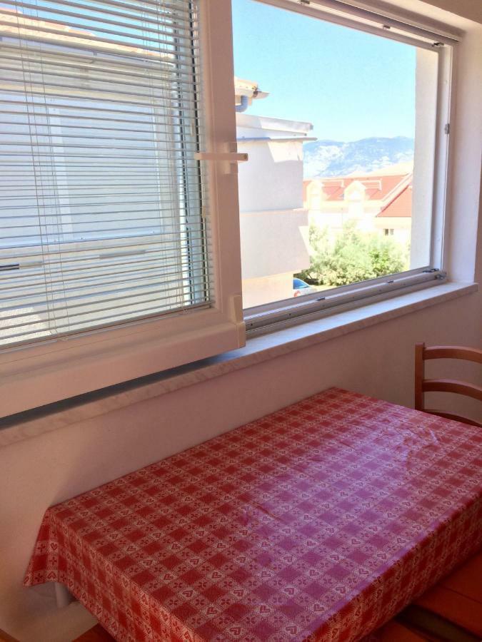 Apartmani Brusel Pag Zewnętrze zdjęcie